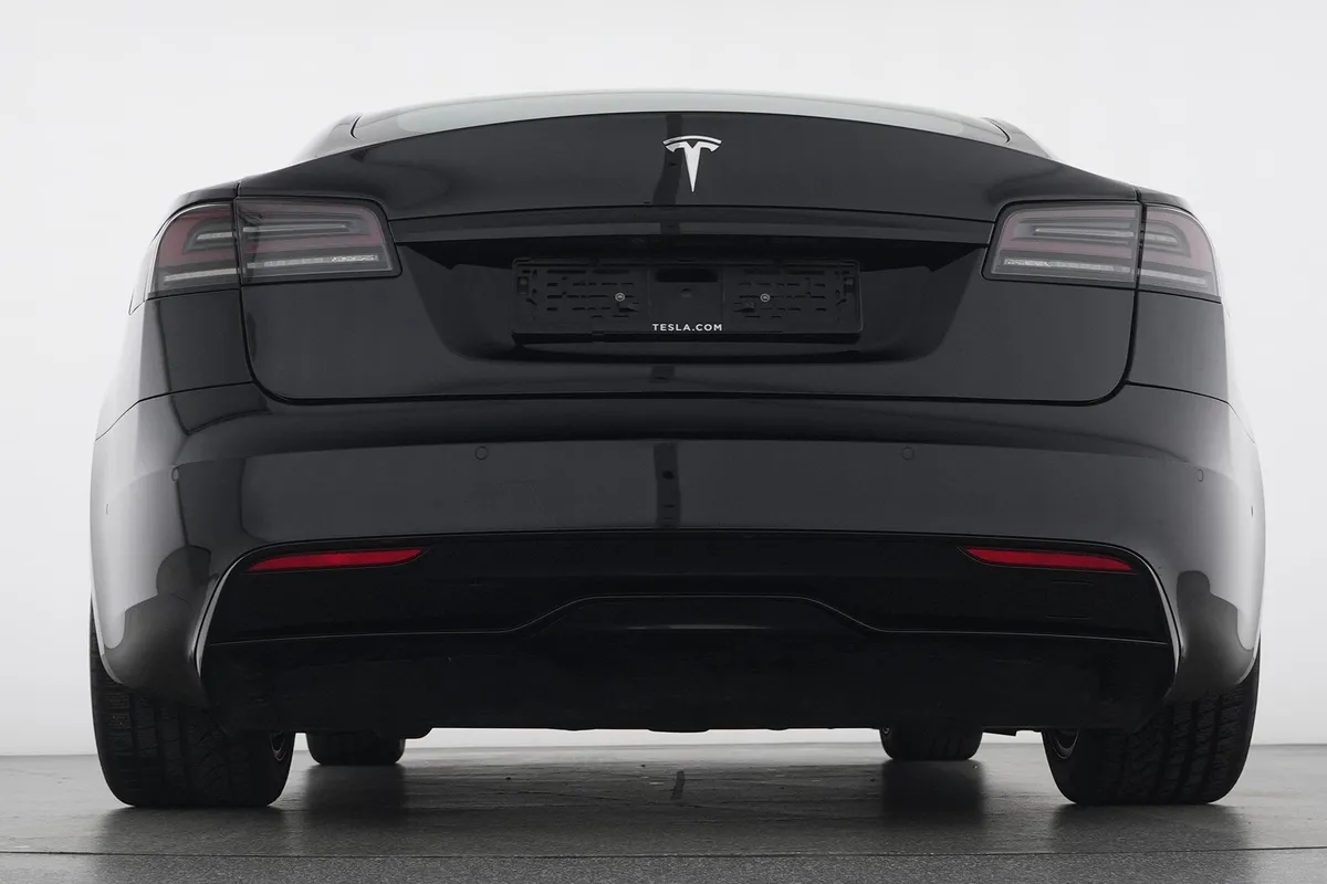 TESLA Model S — zdjęcie 4