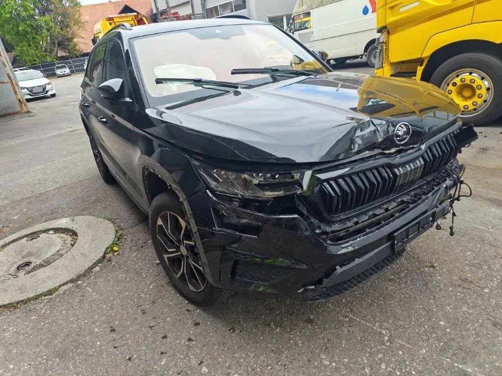SKODA Kodiaq 2.0 TSI 4x4 RS, 245 HP — zdjęcie 2