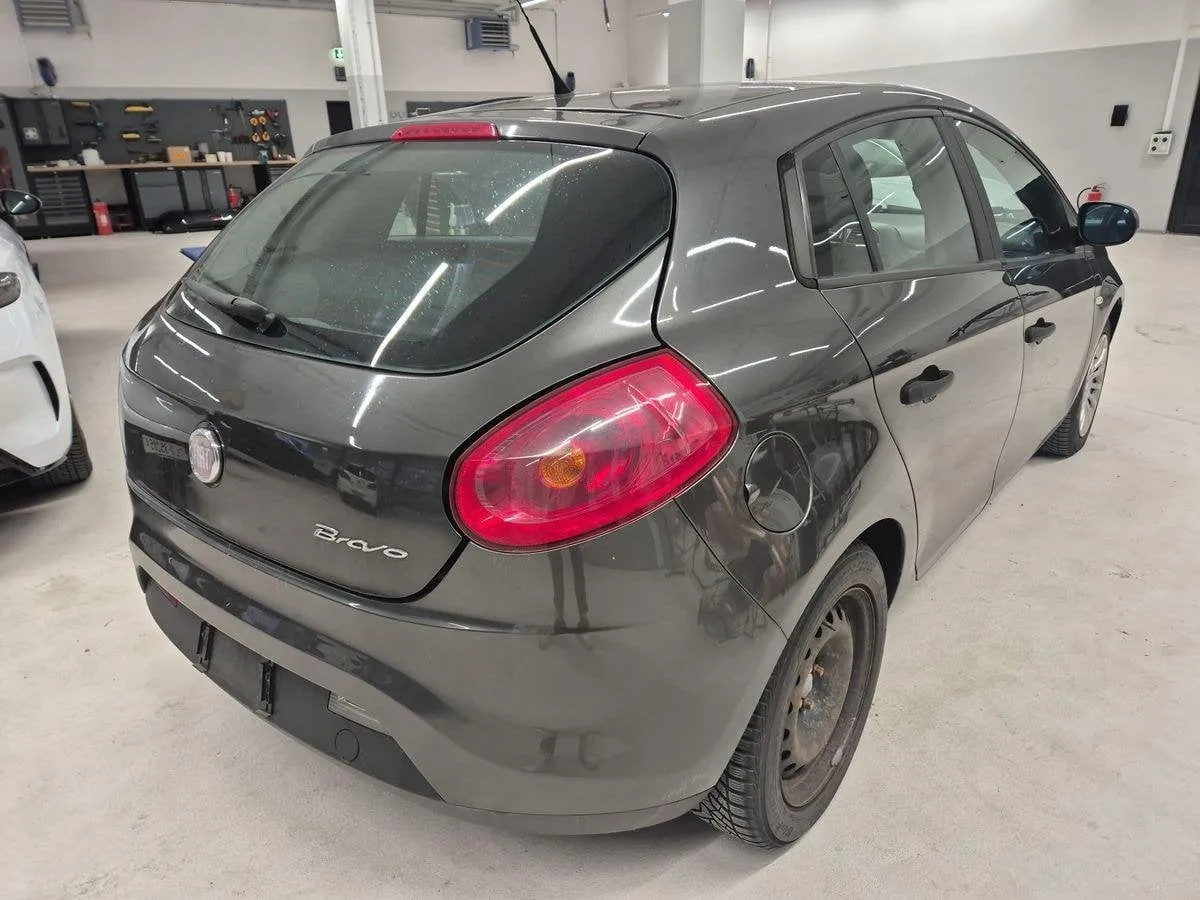 Fiat  Bravo 1.4 16V  Active, 90 HP — zdjęcie 3