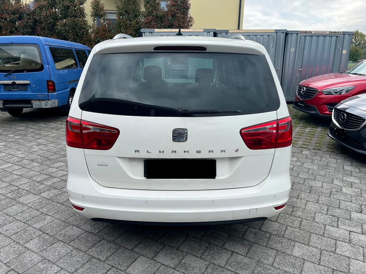 SEAT Alhambra 2.0D 4M — zdjęcie 4