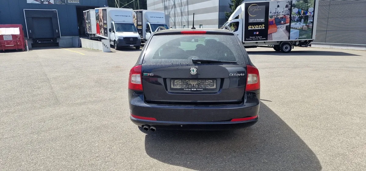 SKODA Octavia Combi RS — zdjęcie 6