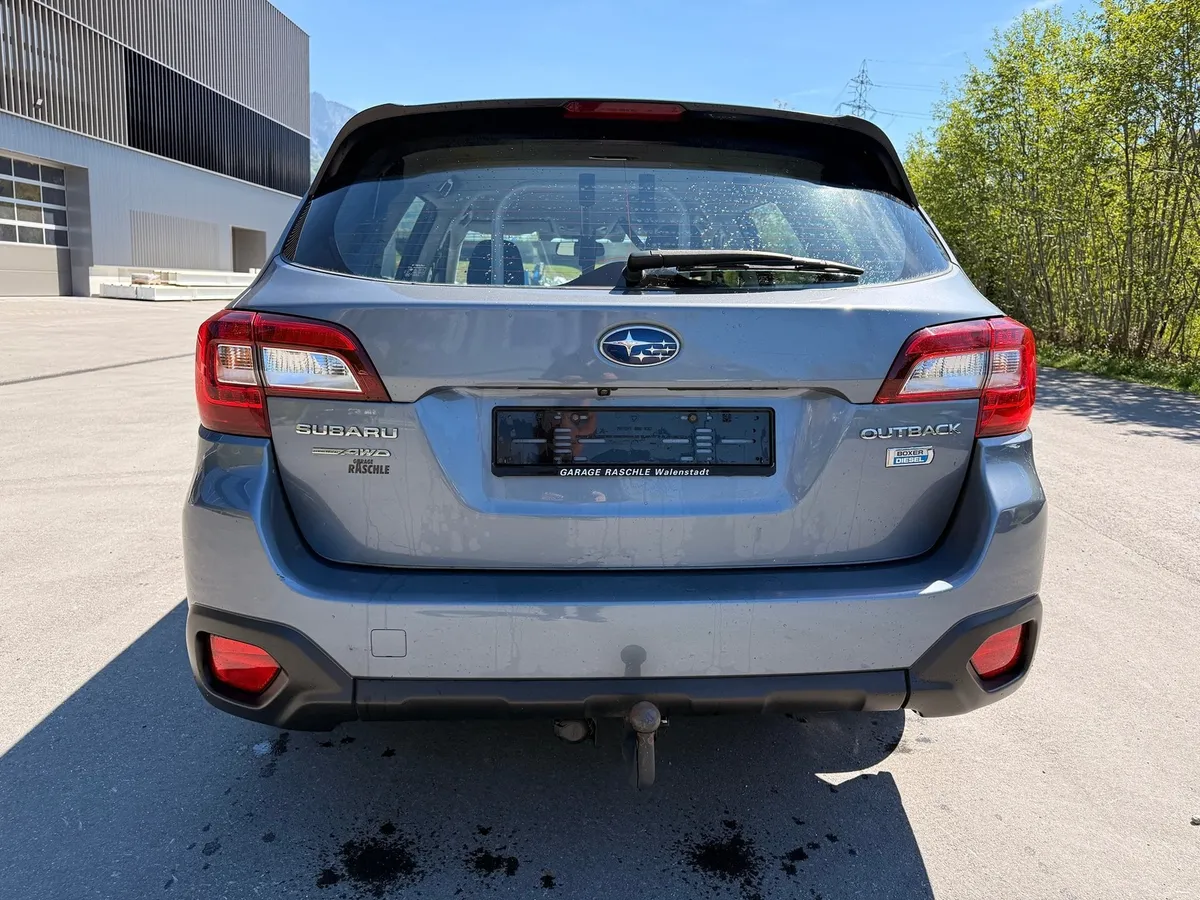 SUBARU Legacy Outback — zdjęcie 9