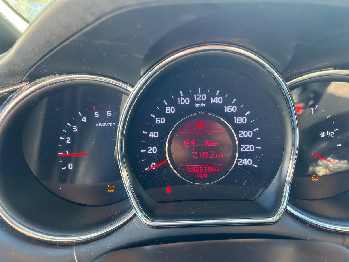 KIA cee'd II 1.6D DCT — zdjęcie 13