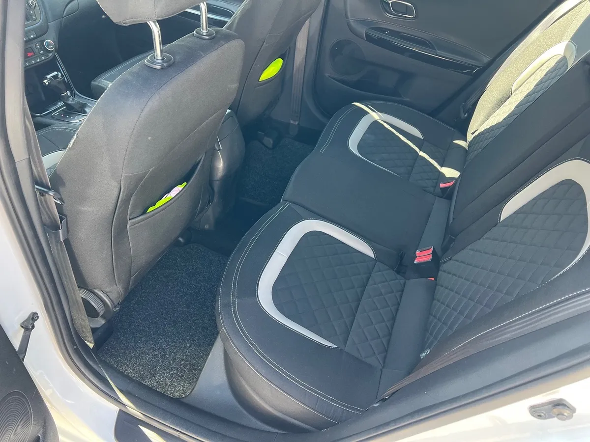 KIA cee'd II 1.6D DCT — zdjęcie 14