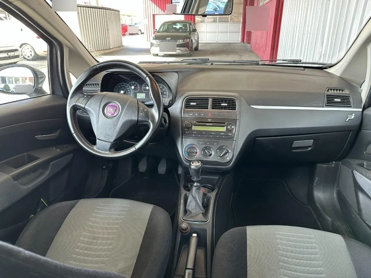FIAT Punto 1.4 Dynamic, 78 HP — zdjęcie 8