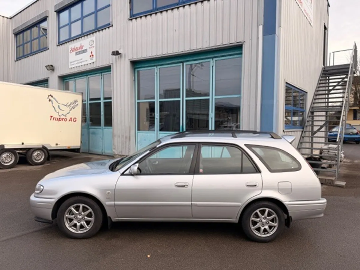 TOYOTA Corolla 1600 WG — zdjęcie 8