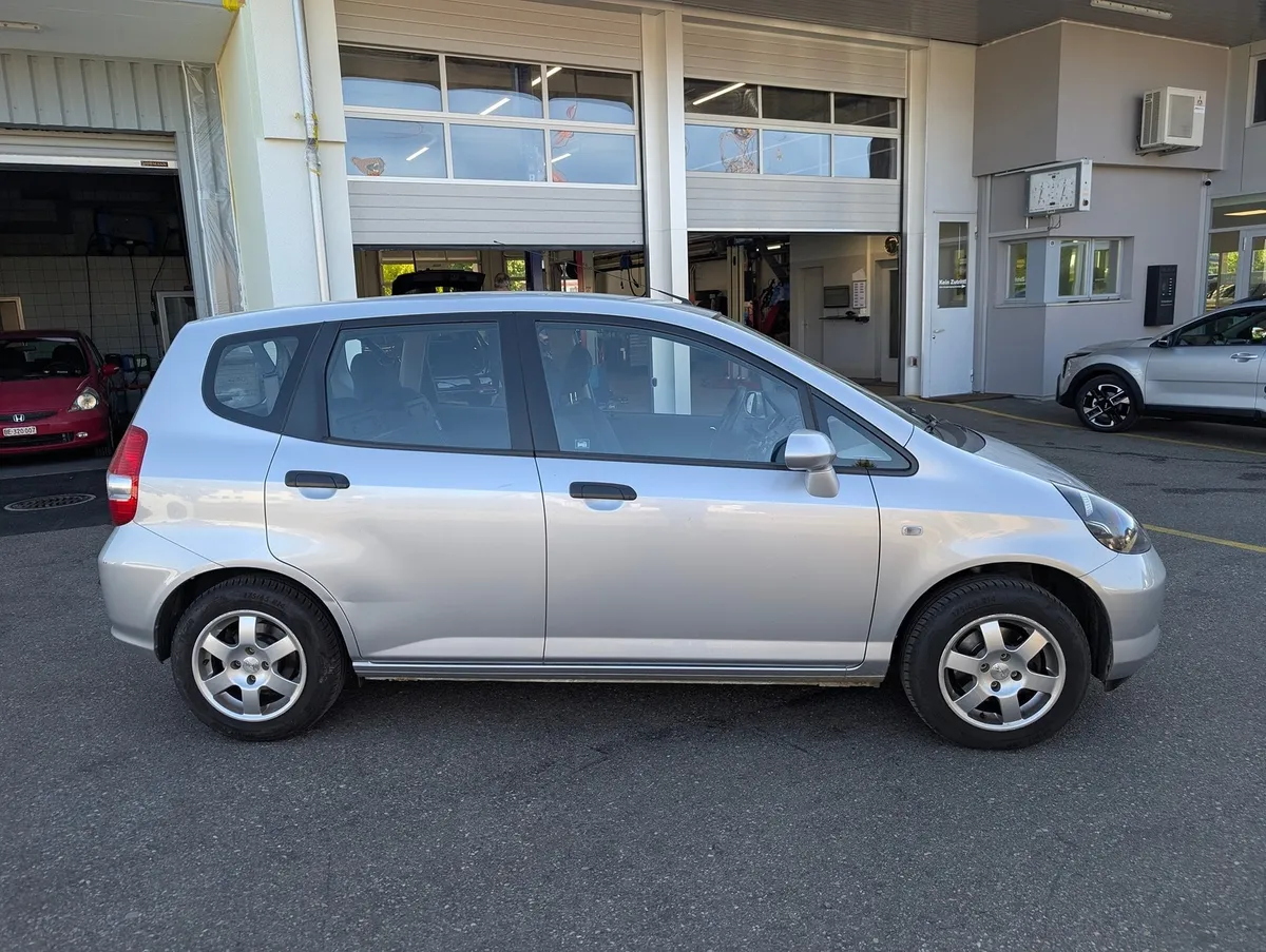 HONDA Jazz 1.4 ES MT — zdjęcie 12