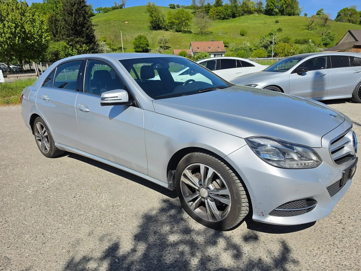 MERCEDES-BENZ E 200 CDI — zdjęcie 12