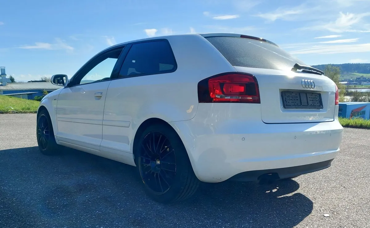 AUDI A3 1.8 TFSI 3T — zdjęcie 5