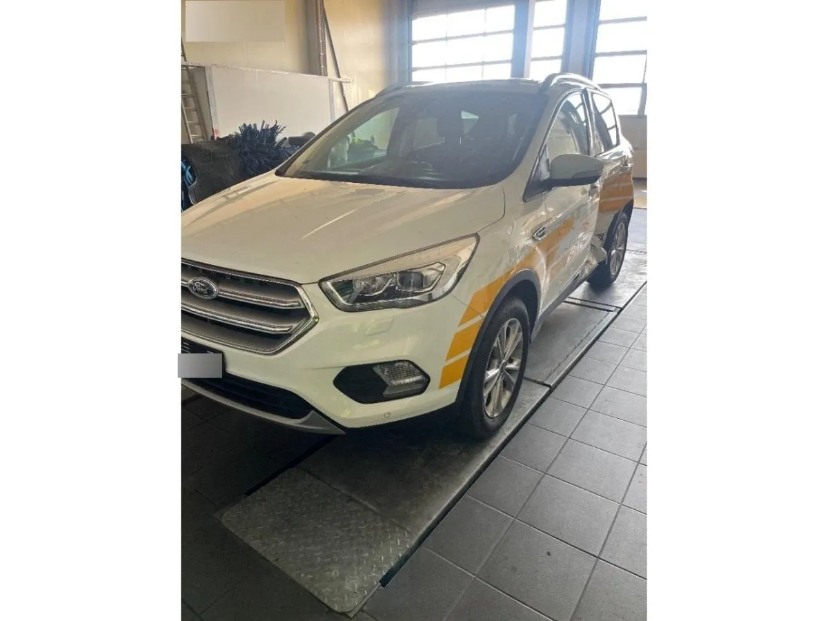 FORD Kuga 1.5 SCTi Titaniu.2WD, 150 HP — zdjęcie 4