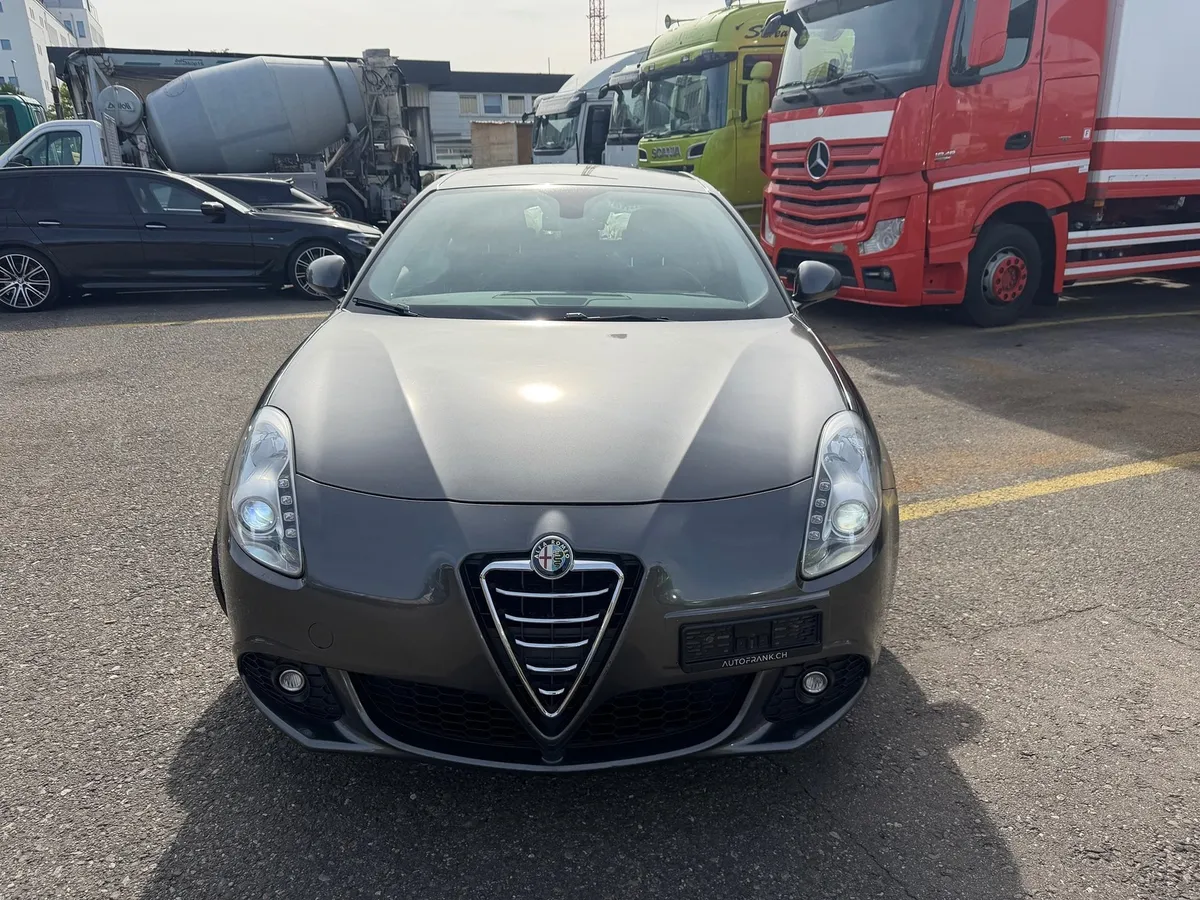 ALFA ROMEO Alfa-Romeo Giulietta 1.4TB — zdjęcie 2