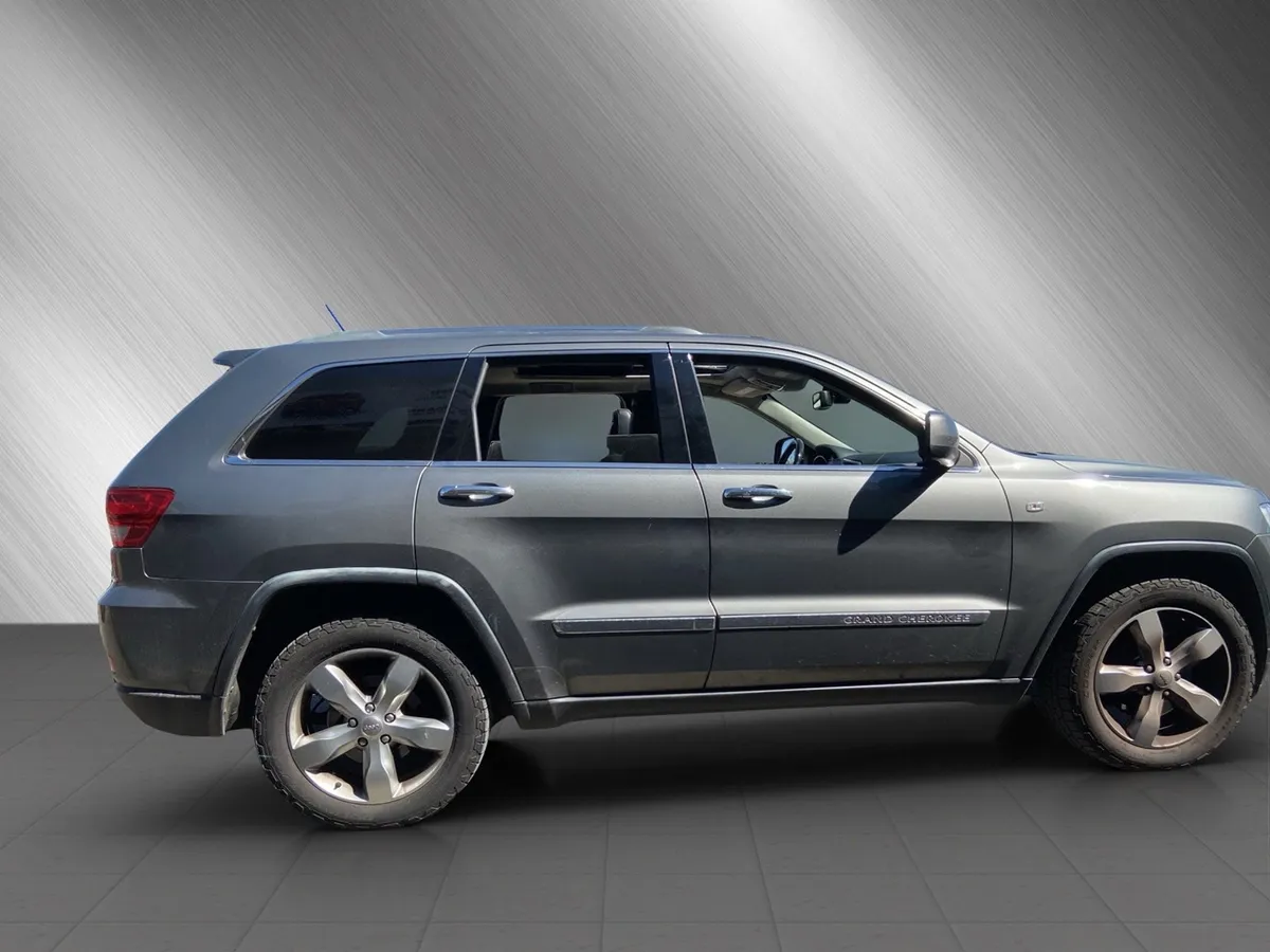 JEEP Grand Cherokee 3.0 CRD Overland — zdjęcie 3