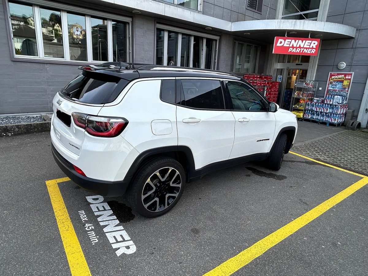 JEEP Compass 1.4 — zdjęcie 4