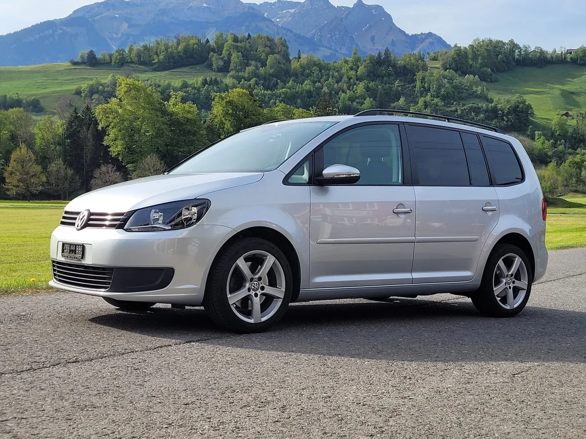VW Touran — zdjęcie 2
