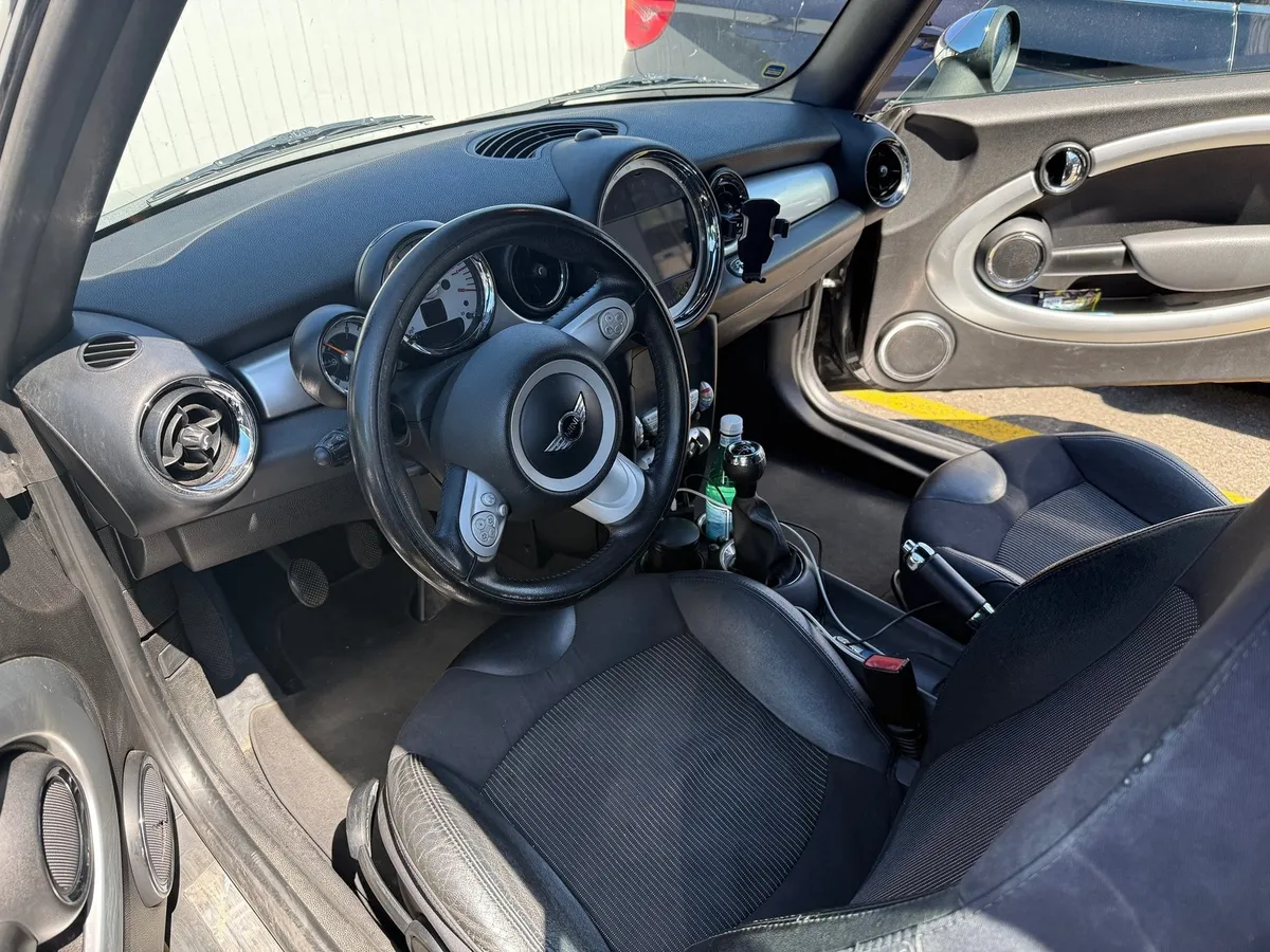MINI Cooper Cabrio — zdjęcie 6
