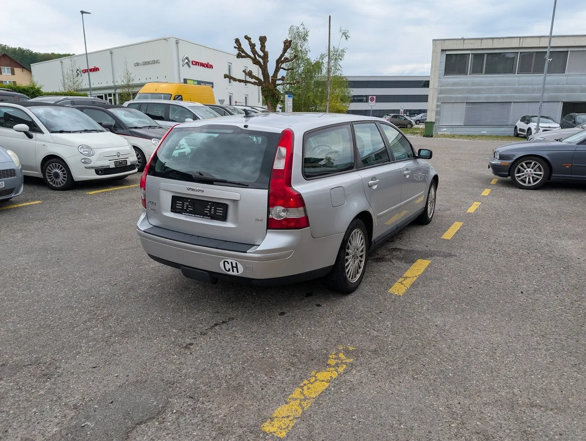 VOLVO V50 2.4 — zdjęcie 11