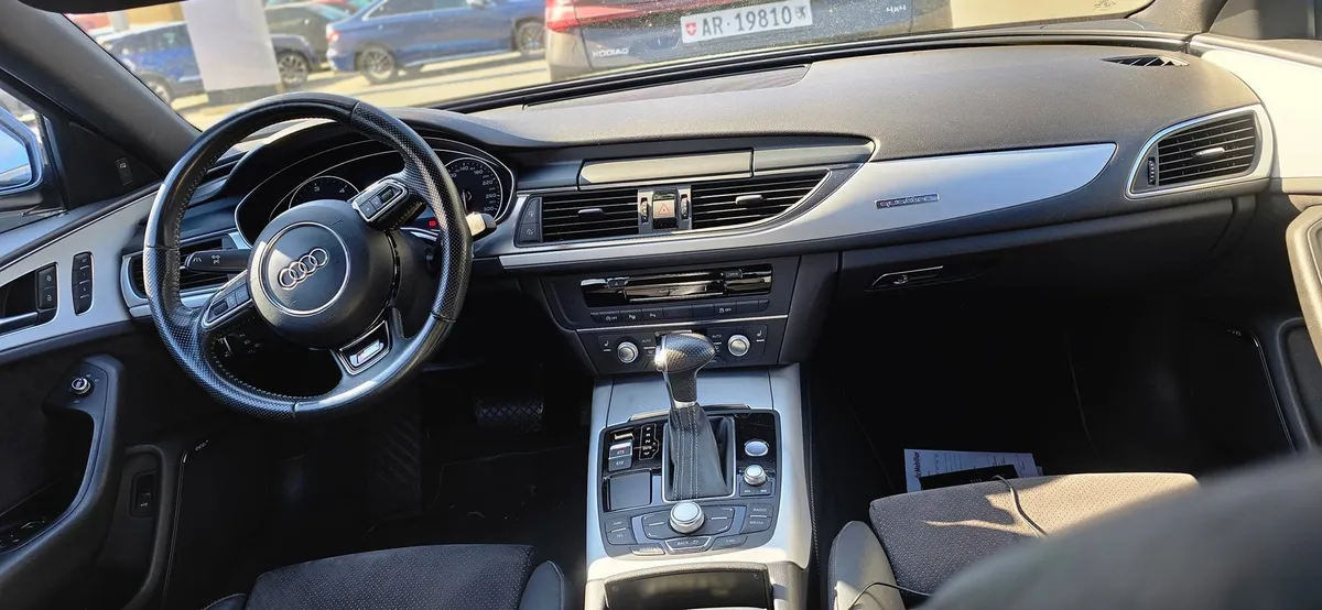 AUDI A6 Avant Quattro 3.0TDI — zdjęcie 11
