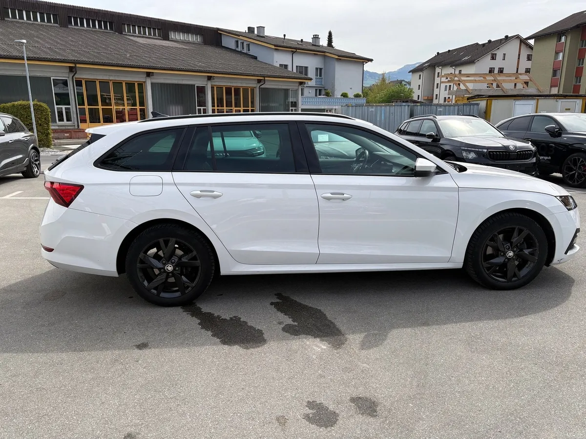SKODA Octavia 2.0TDI4x4 — zdjęcie 9