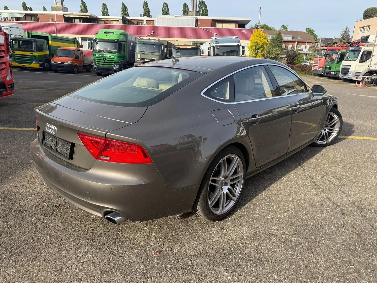 AUDI A7 qu. 3.0BiTDI Competition  — zdjęcie 10