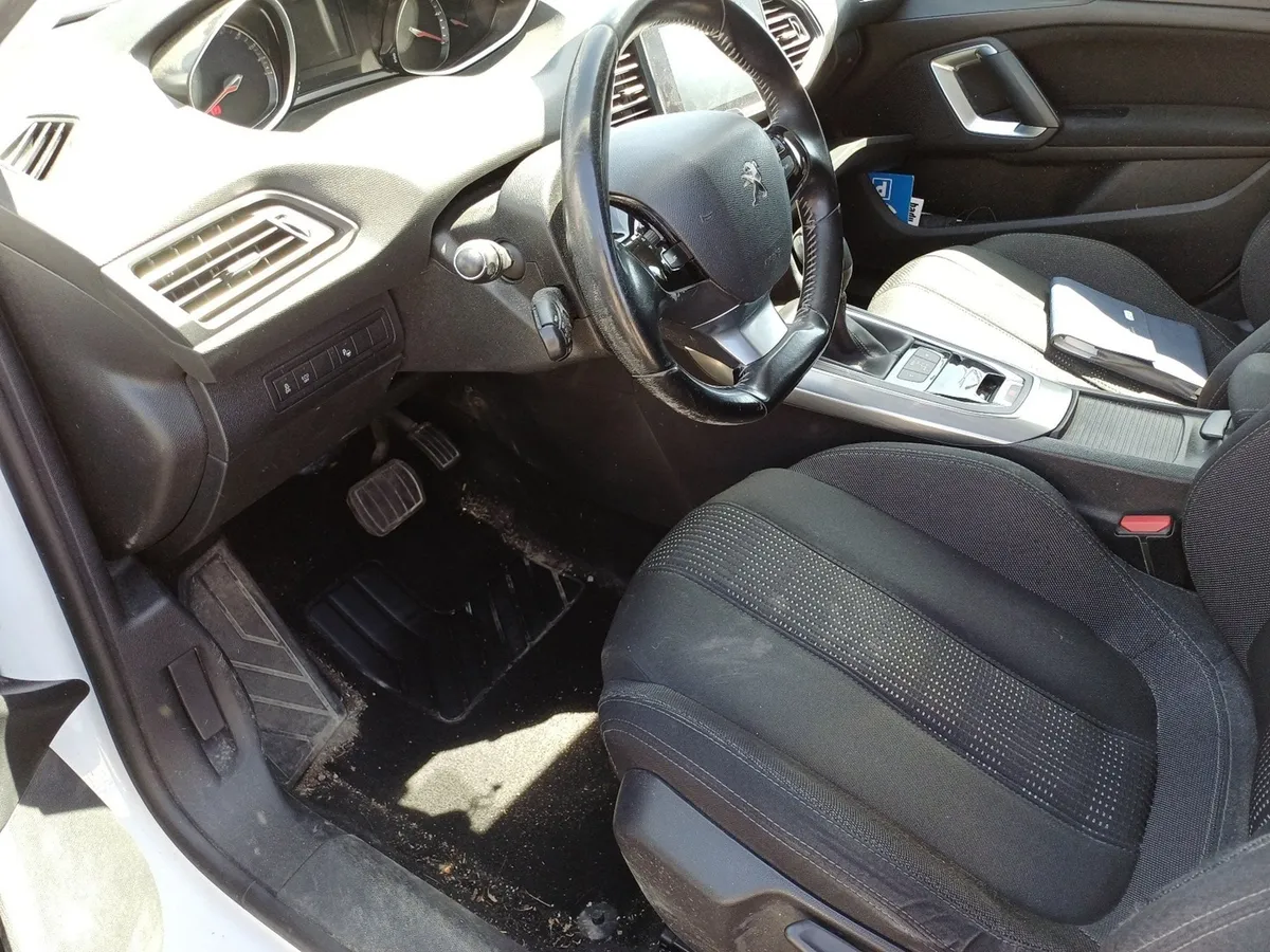 PEUGEOT 308 2.0HDi — zdjęcie 7