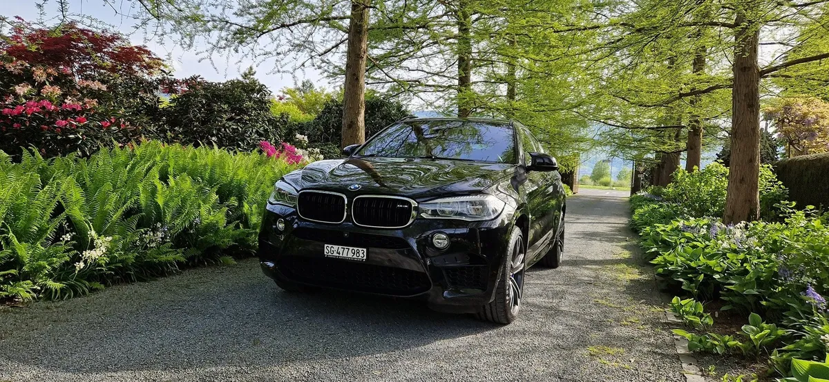 BMW X6M — zdjęcie 2