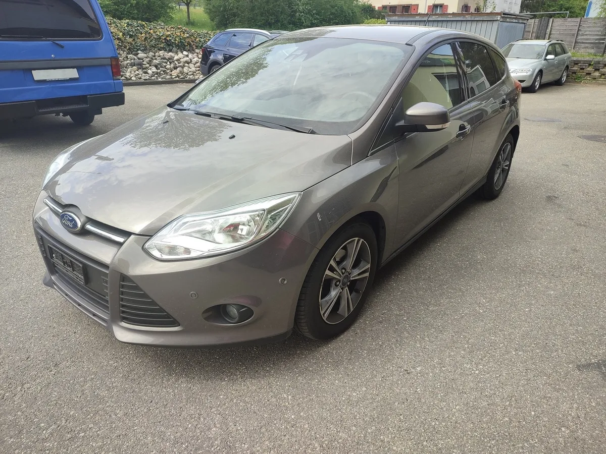 FORD Focus 1.0 SCTi — zdjęcie 2