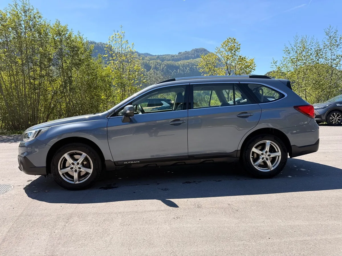 SUBARU Legacy Outback — zdjęcie 3