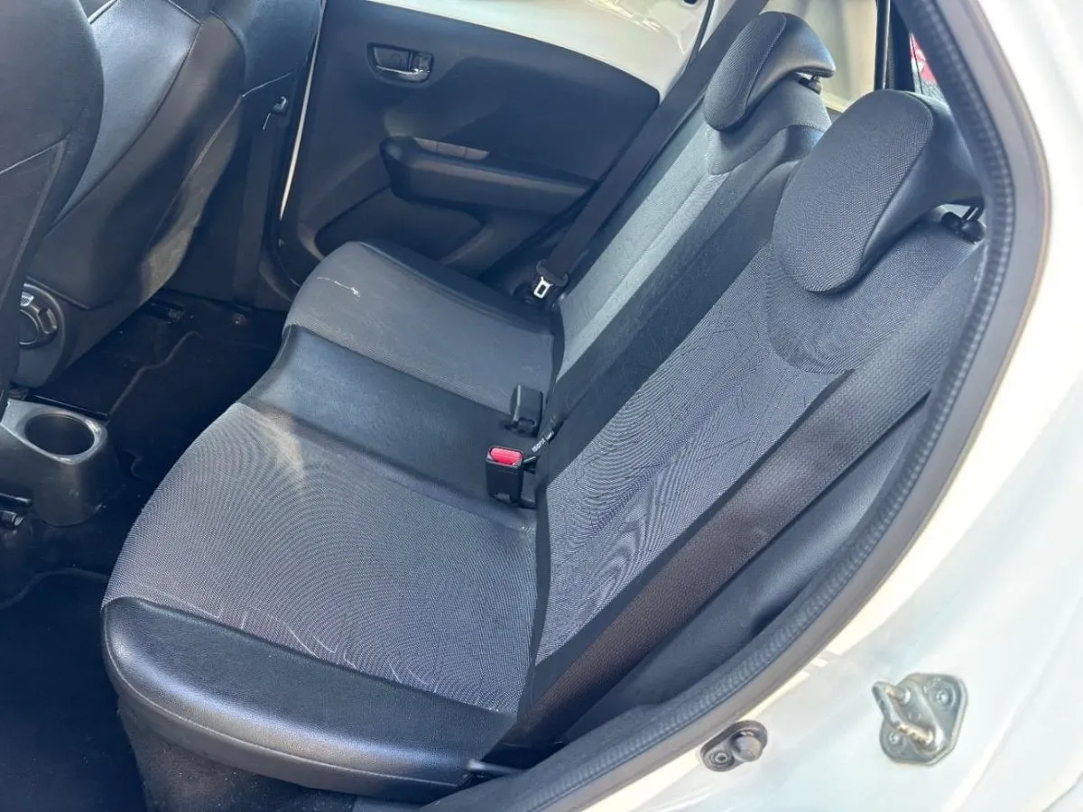 TOYOTA Aygo 1.0 VVT-i x-play, 69 HP — zdjęcie 10