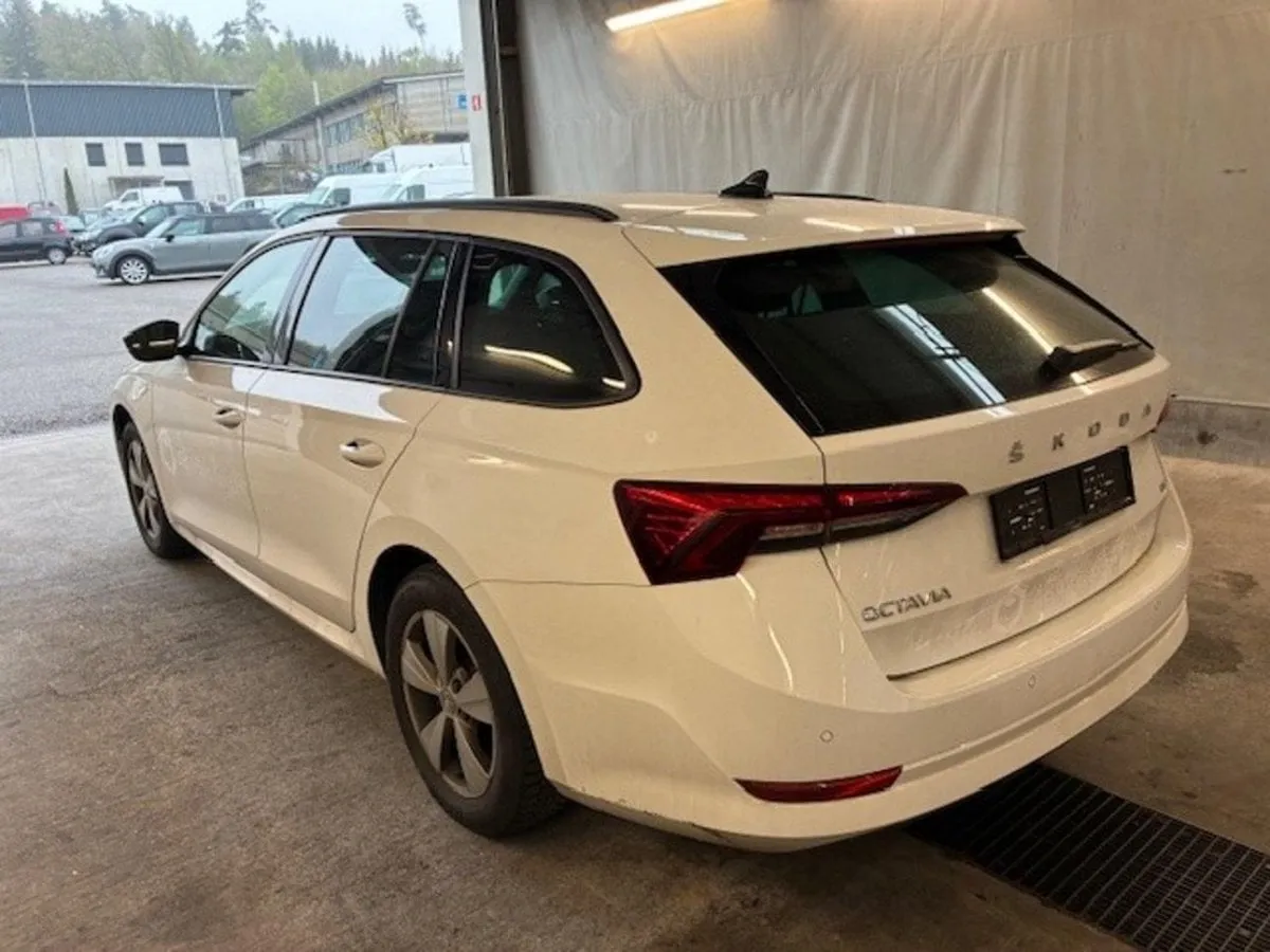 SKODA Octavia 2.0 TDI Ambit 4x4, 150 HP
