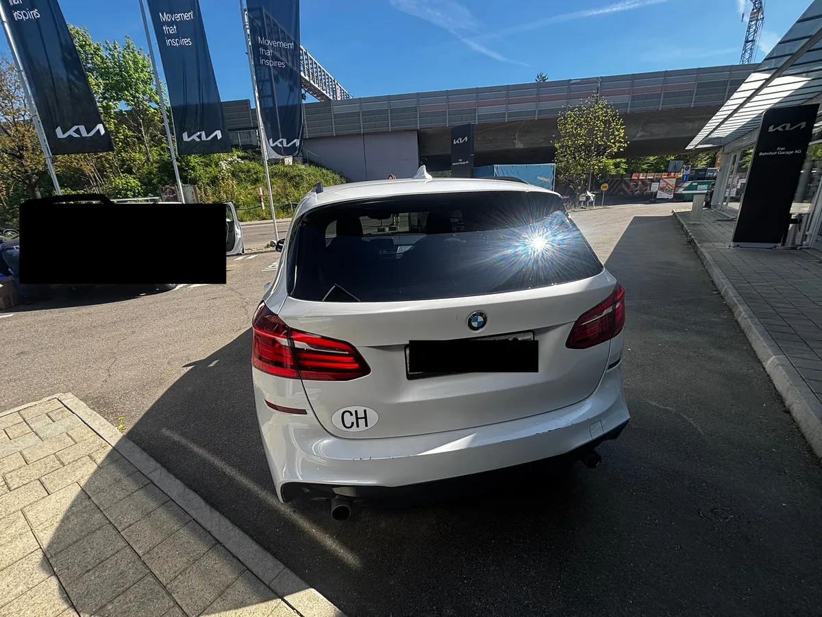 BMW 225i xDrive — zdjęcie 7
