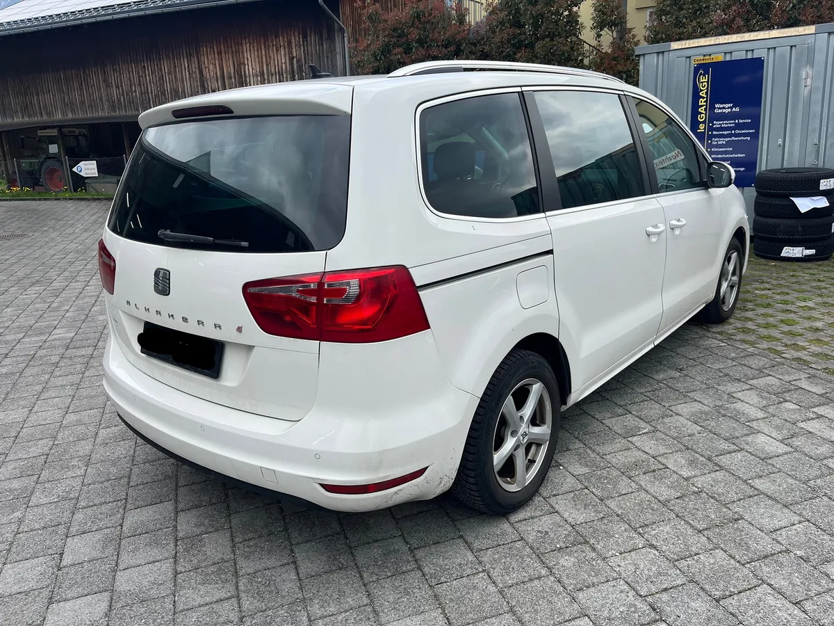 SEAT Alhambra 2.0D 4M — zdjęcie 7