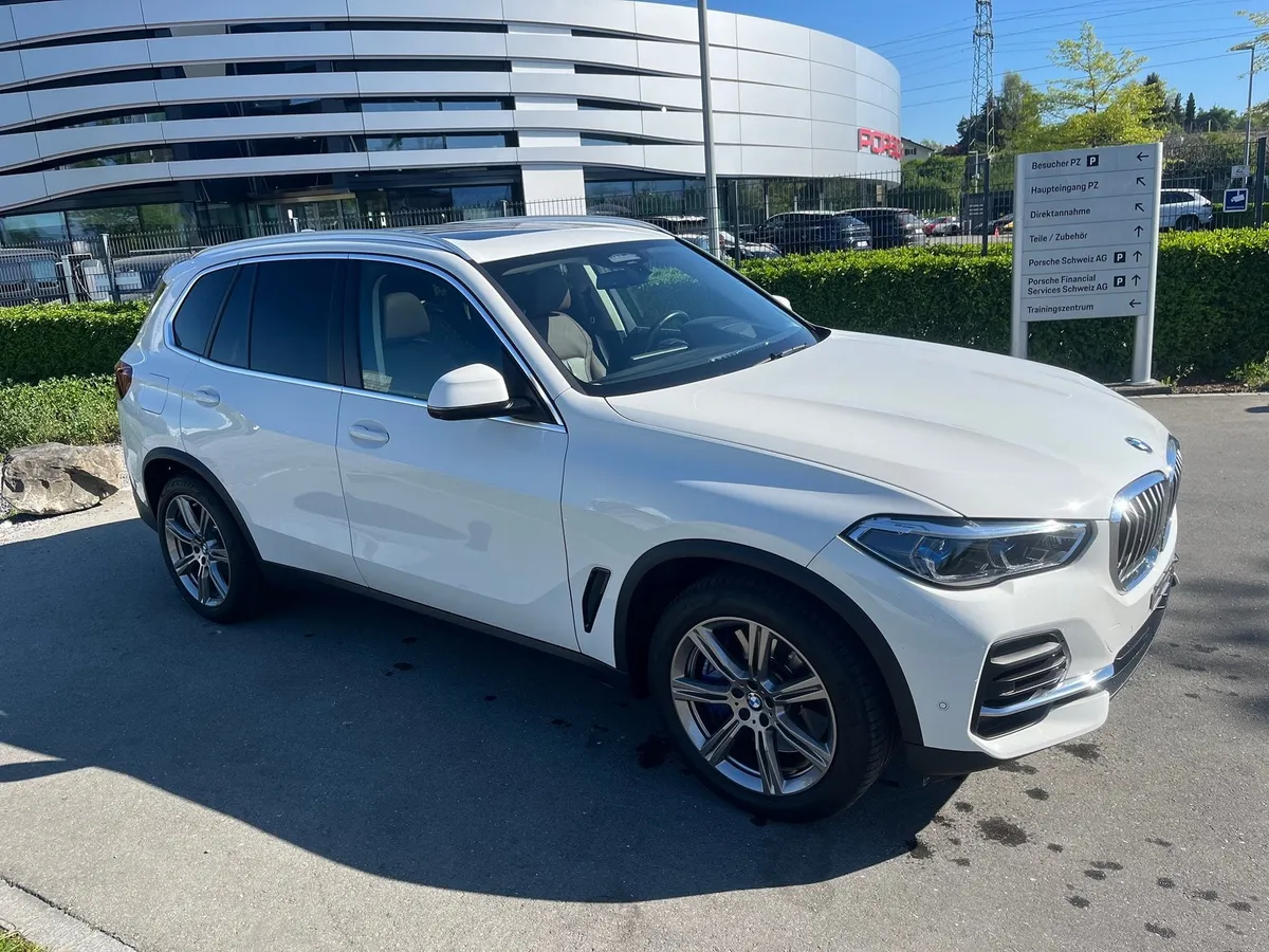 BMW X5 xDrive40d — zdjęcie 4
