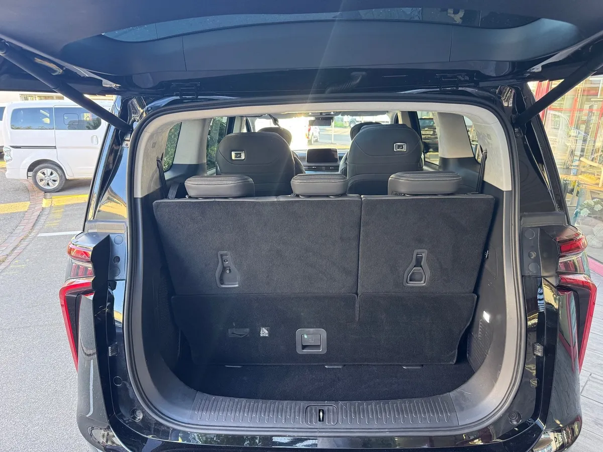MAXUS MIFA 9 Premium 7Plätzer NP 79‘900 — zdjęcie 6