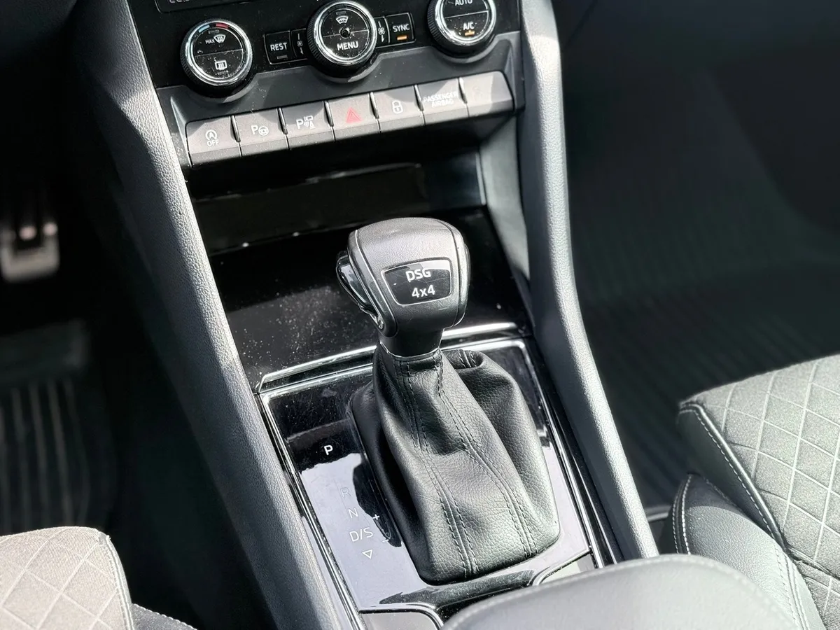 SKODA Kodiaq 2.0TSI 4x4 — zdjęcie 12