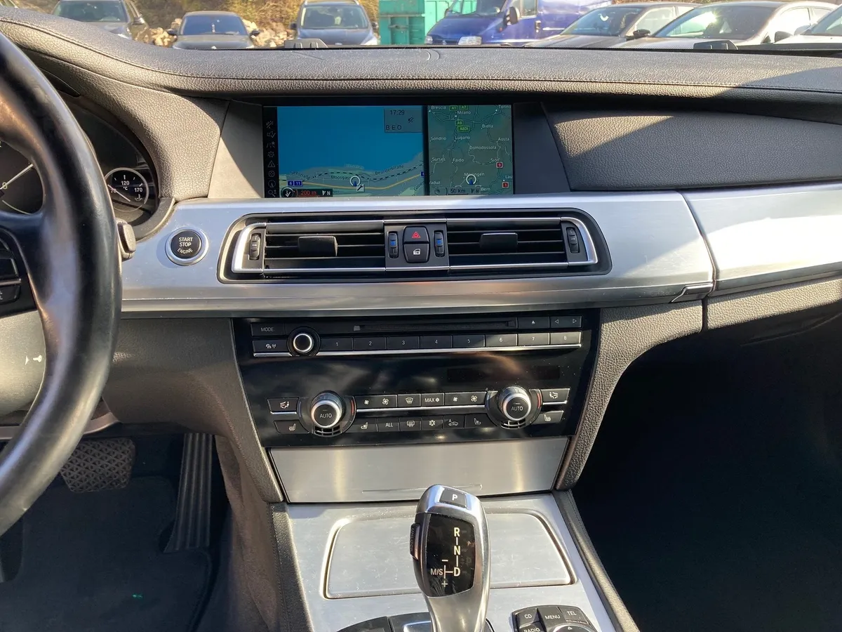 BMW 750l XDrive — zdjęcie 12
