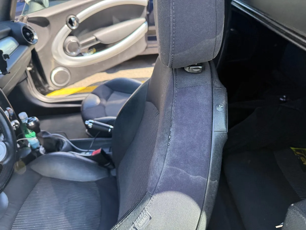 MINI Cooper Cabrio — zdjęcie 8