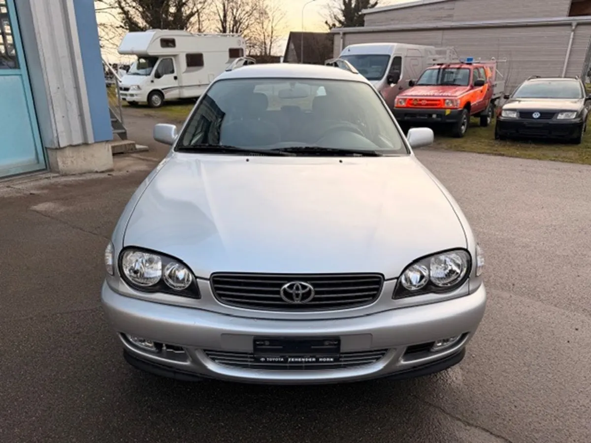 TOYOTA Corolla 1600 WG — zdjęcie 2