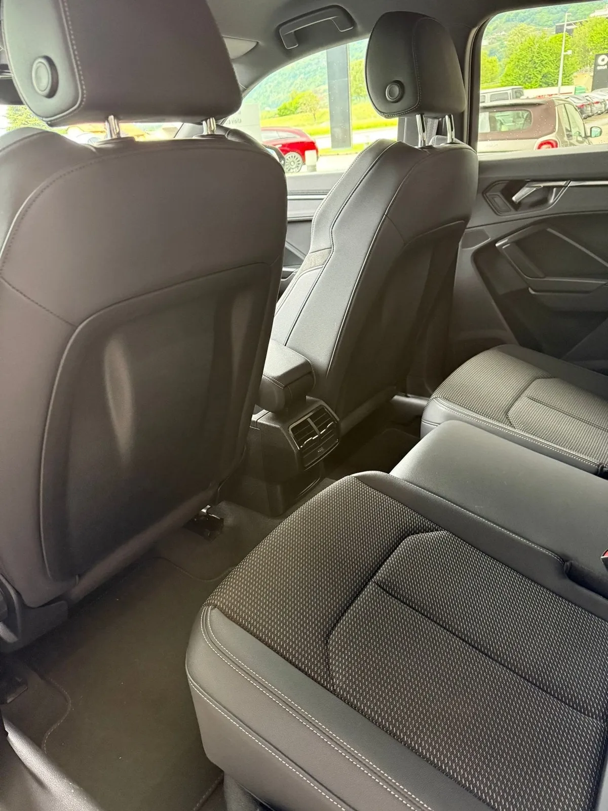 AUDI Q3 Sportback — zdjęcie 12