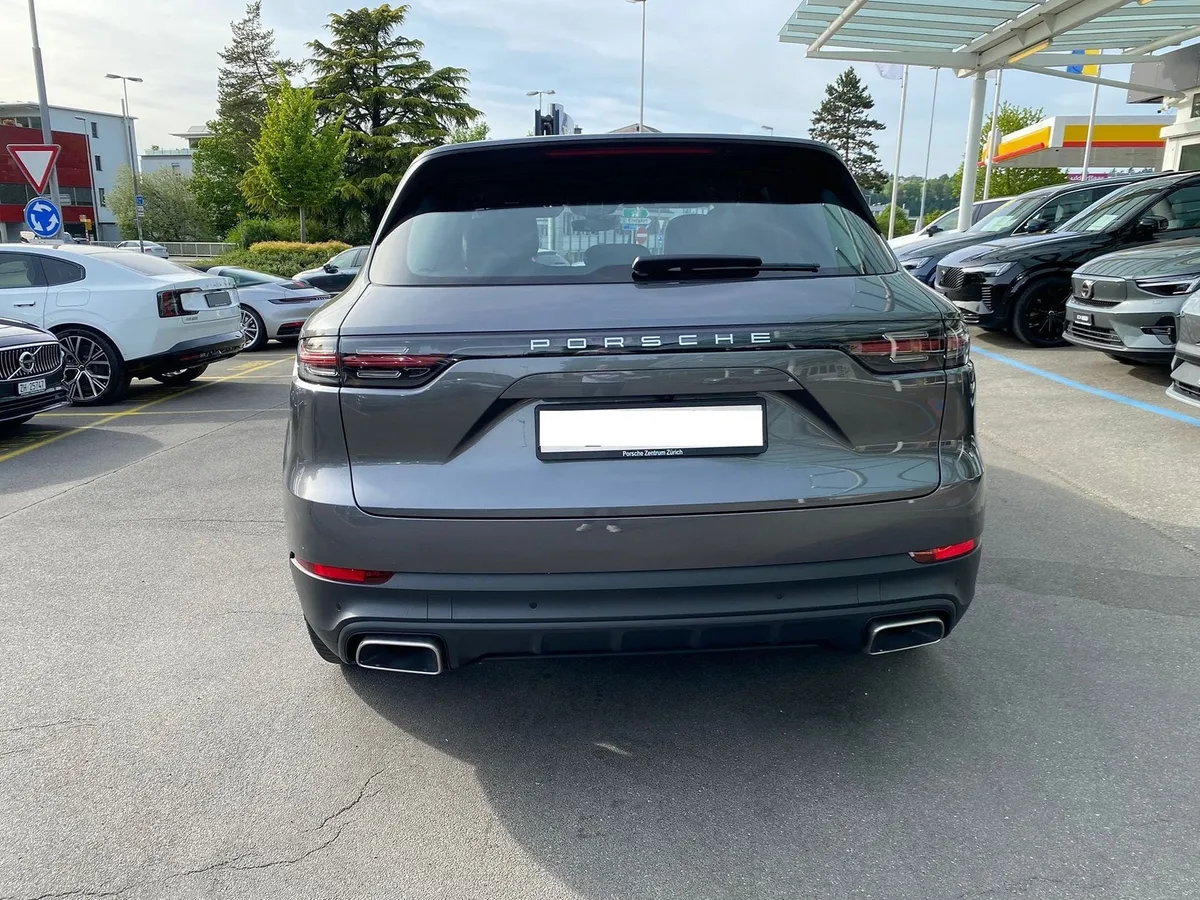 PORSCHE Cayenne E-Hybrid — zdjęcie 4