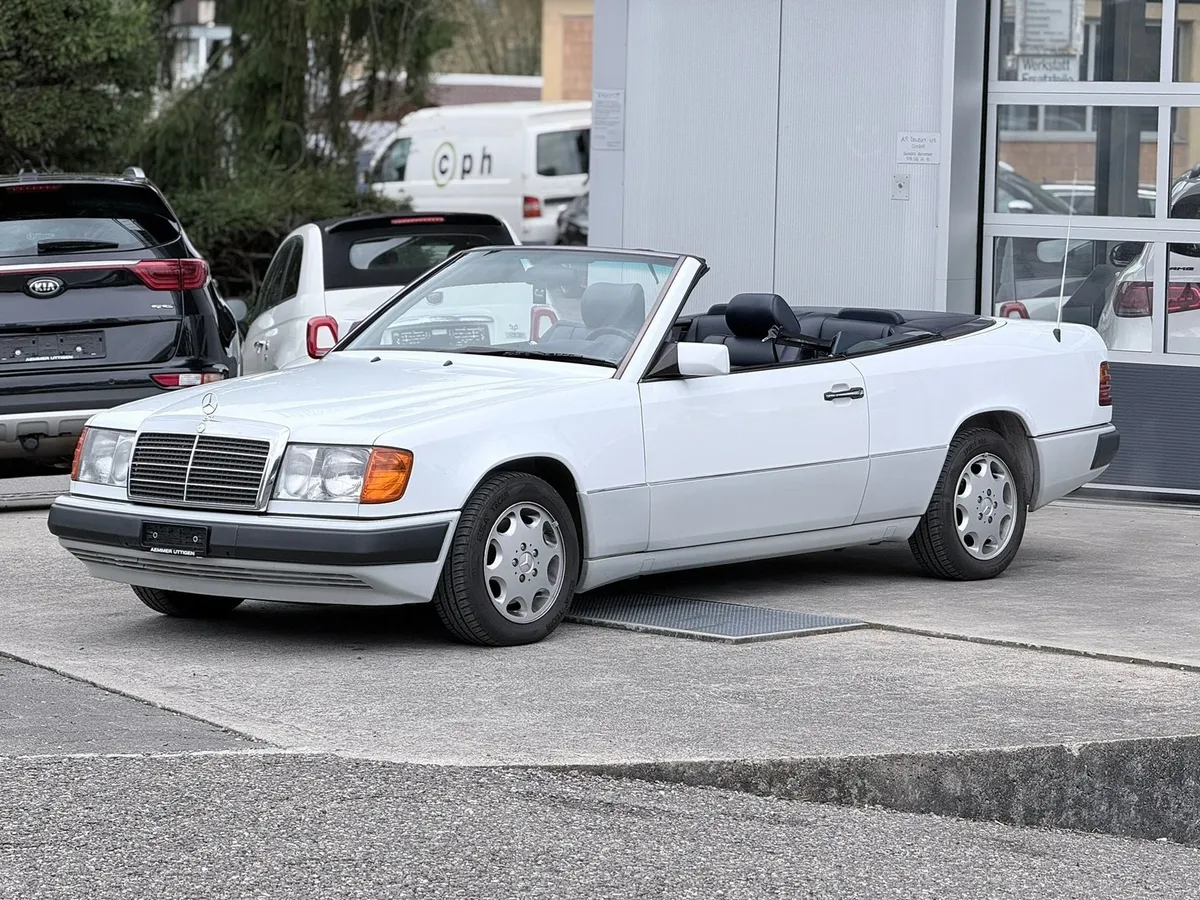 MERCEDES-BENZ 300 CE-24
