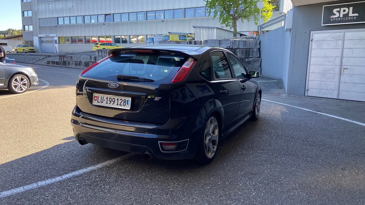 FORD Focus ST — zdjęcie 6