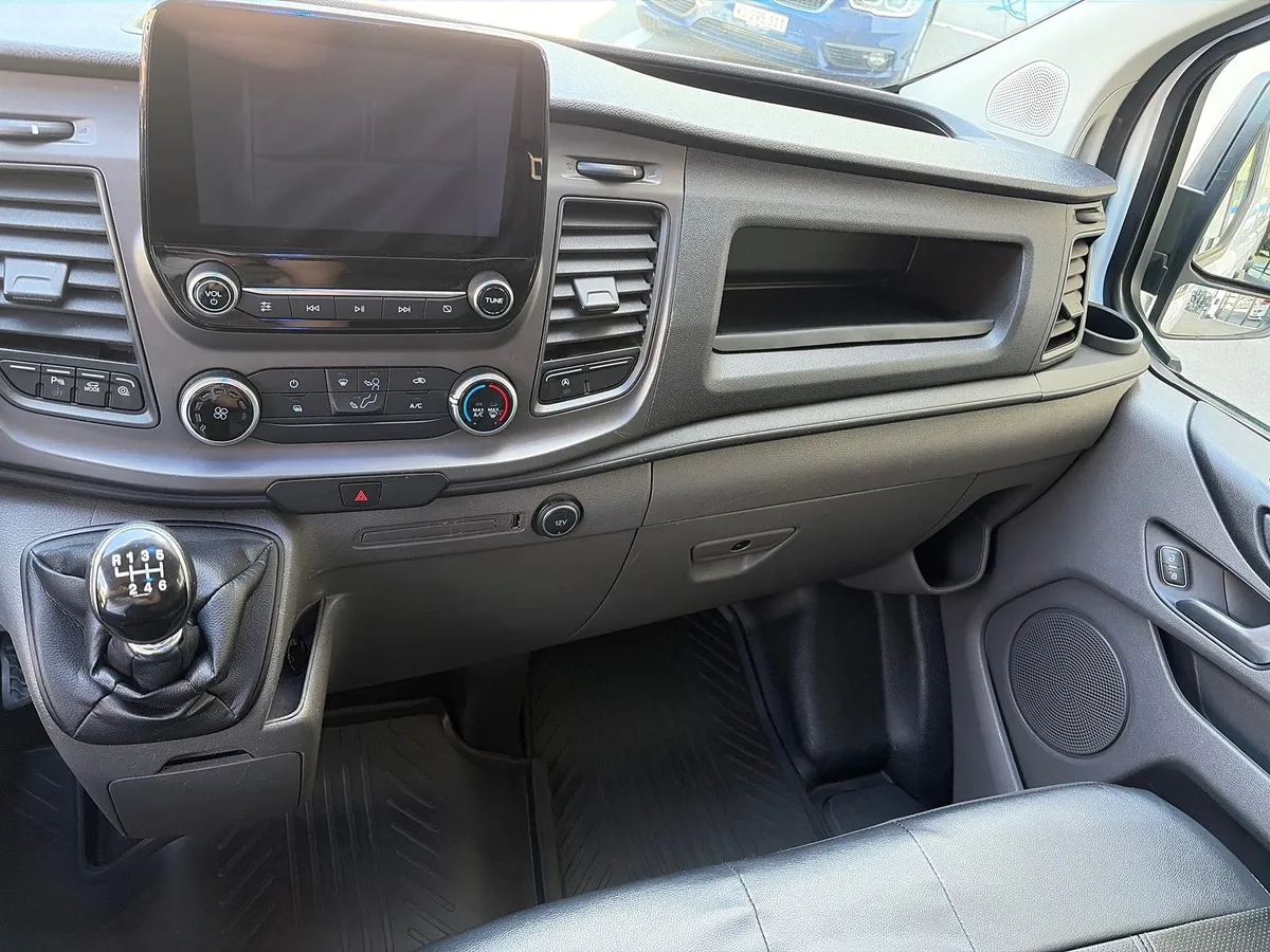 FORD Transit Custom — zdjęcie 10
