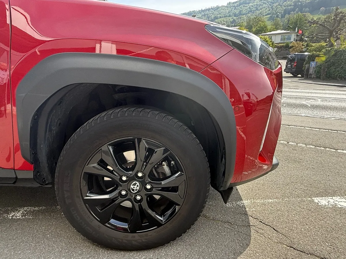 TOYOTA Yaris Cross HSD — zdjęcie 4