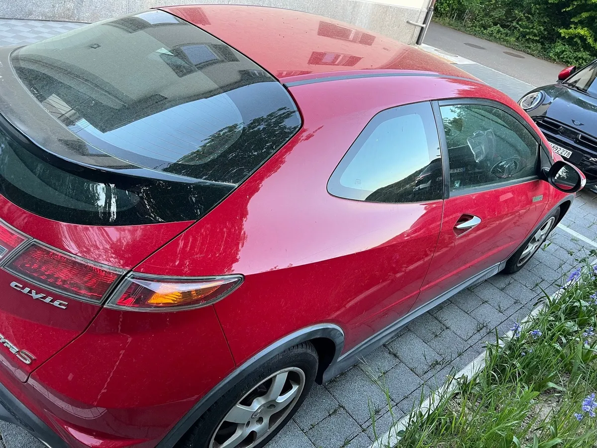 HONDA Civic 3 dr 1.8i — zdjęcie 4