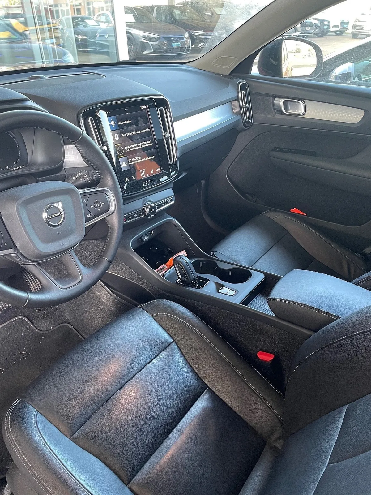 VOLVO XC40 T5 TE — zdjęcie 15