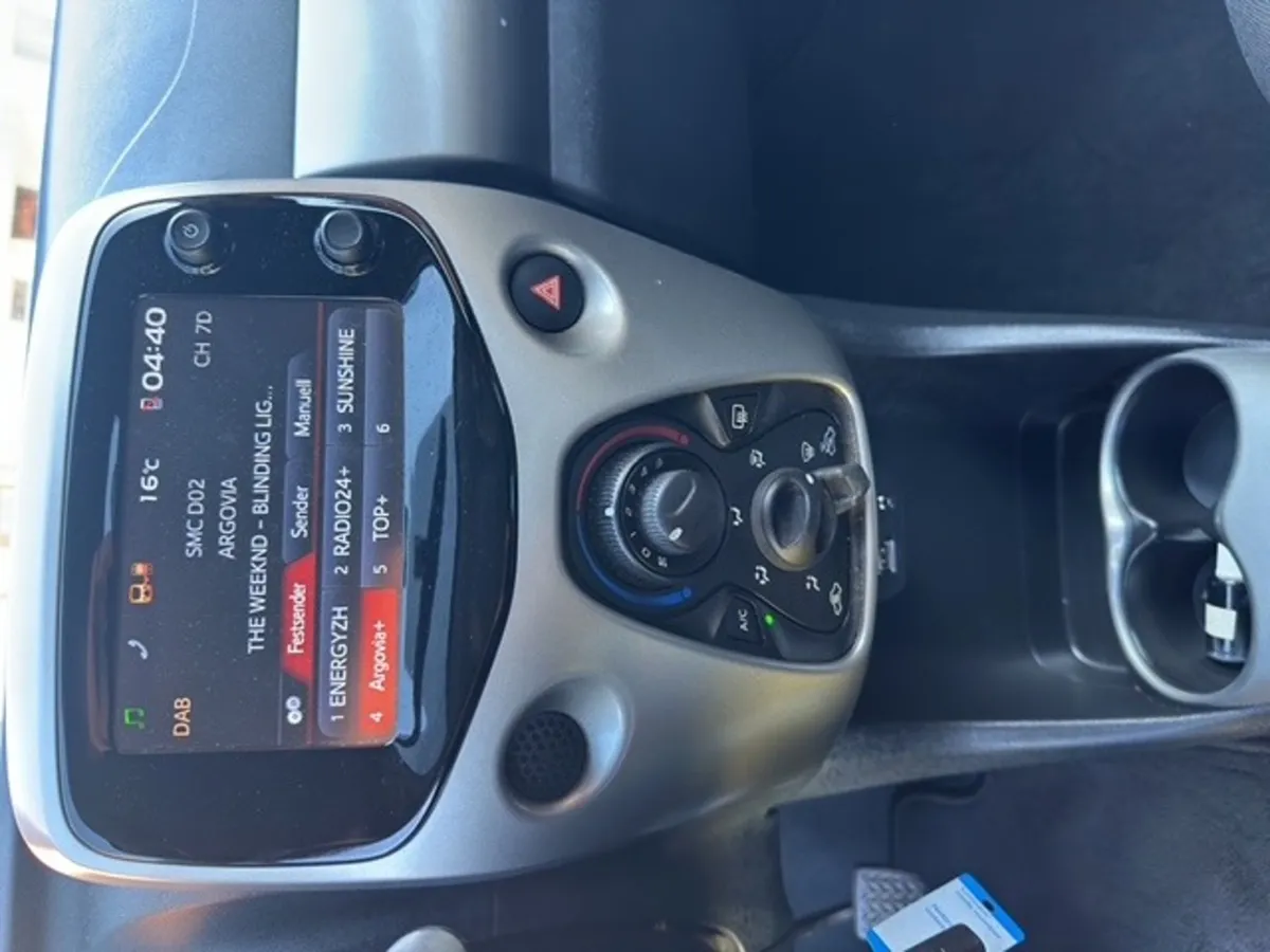 TOYOTA Aygo 1.2 — zdjęcie 9