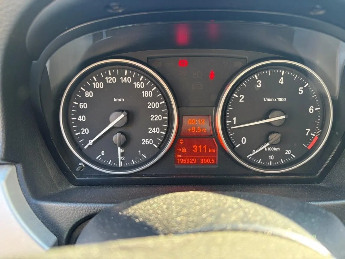BMW 325i xDrive Touring m4you, 218 HP — zdjęcie 14