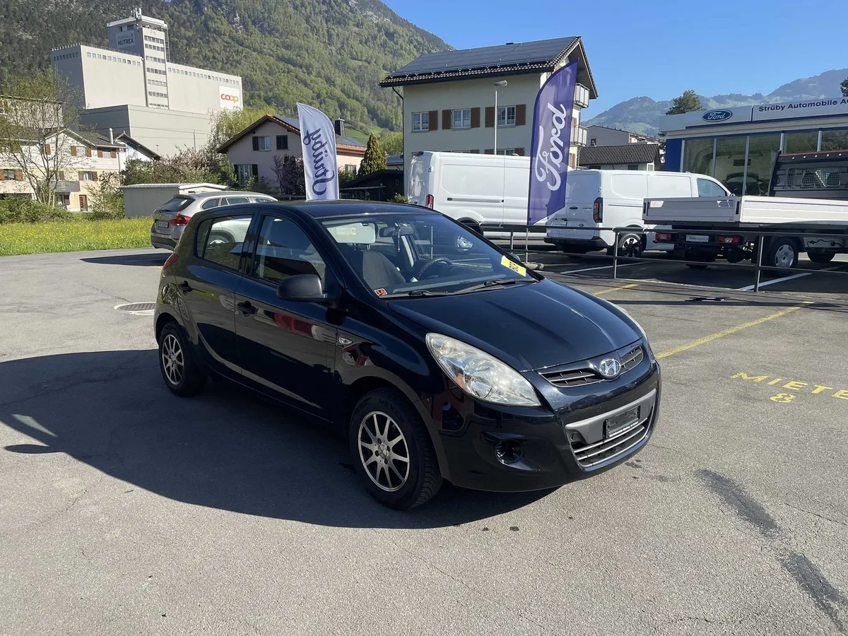 HYUNDAI i20 1.2 — zdjęcie 6