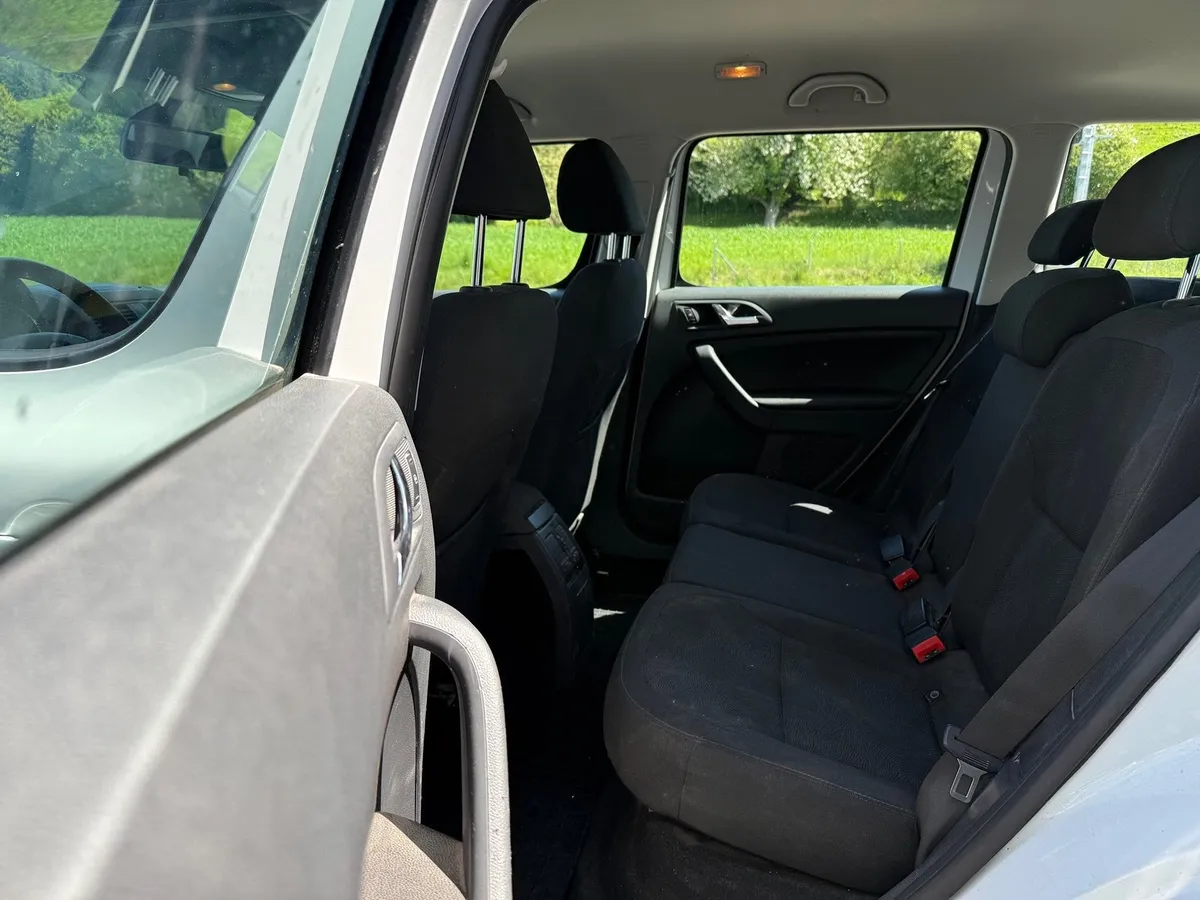 SKODA Yeti 2.0TDI 4x4 — zdjęcie 11