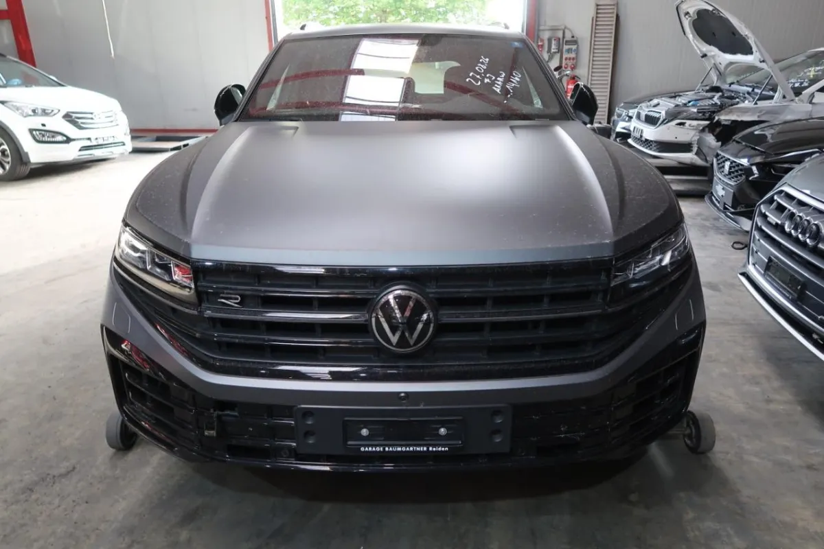VW Touareg 3.0 PLUG-IN-HYBRID, 340 PS — zdjęcie 6